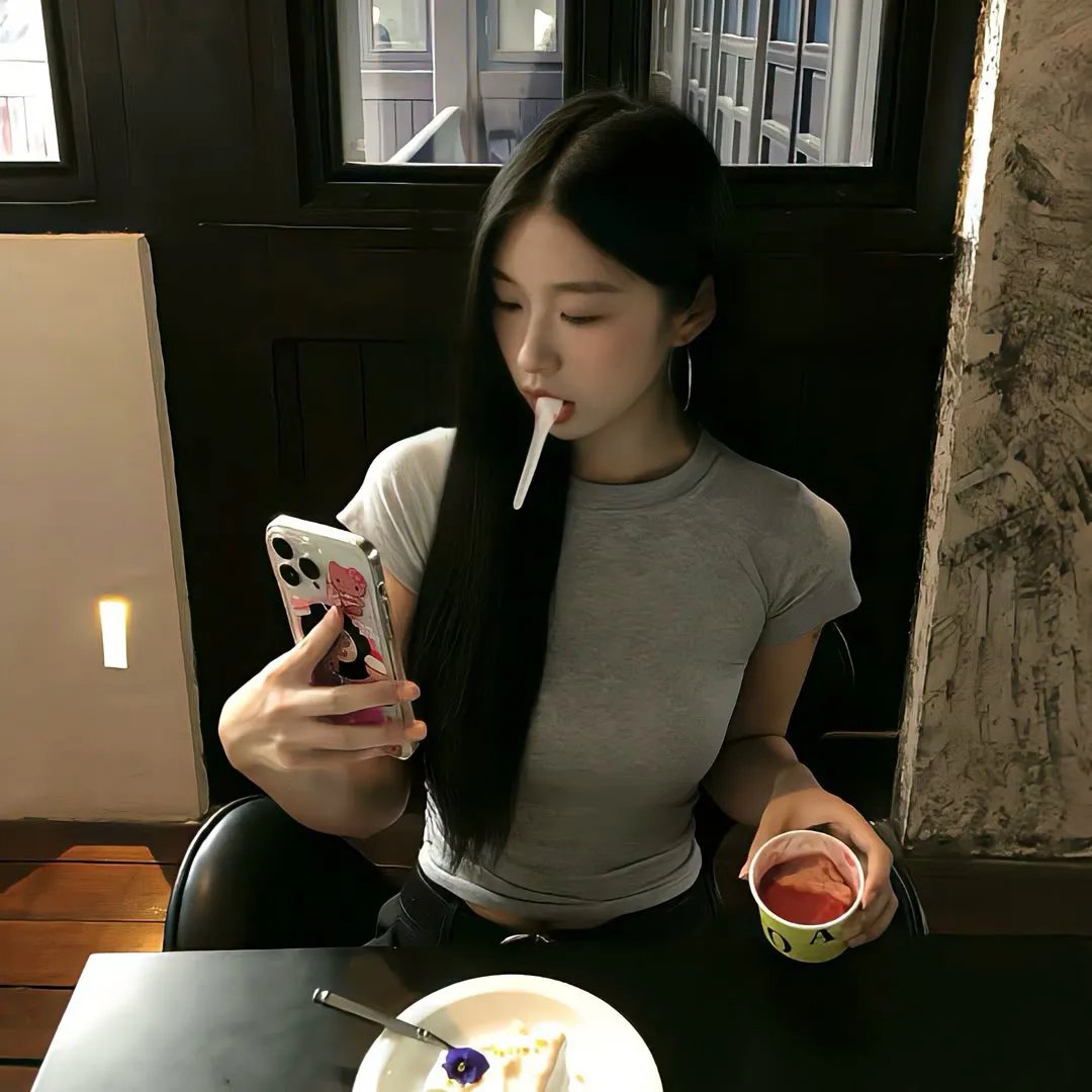 想吃掉我的非人少女